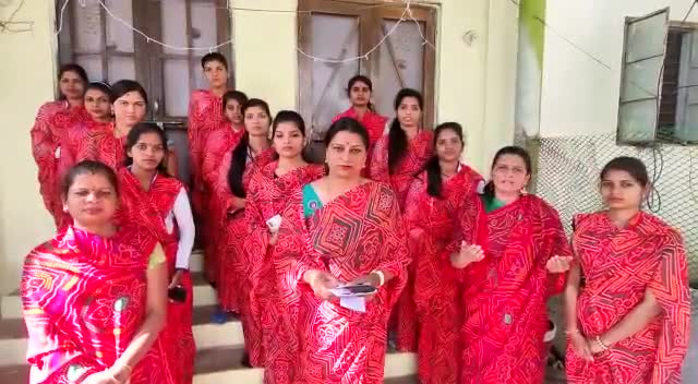 🌷सुनो सीता मत गिड़गिड़ाओ,अब स्वाभिमानी रावण न मिल पाएंगे🌷#लाल चुनर#
