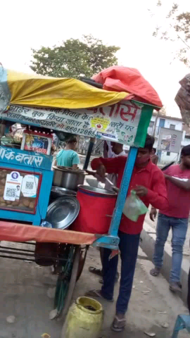सलोन: बहेरवा चौराहा सलोन रोड पर सोमवार को भी दिखा साप्ताहिक लॉक डाउन का असर जनता कर रही लॉक डाउन नियमो का पालन#13
