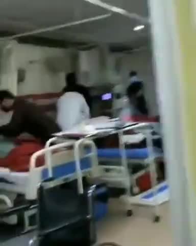Hospitals की हालत - लोग Oxygen के बिना परेशान है #coronacases #oxygen