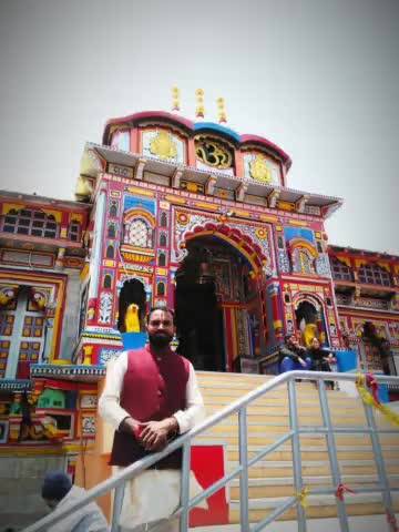 भगवान श्री बद्रीनाथ सबका भला करे 
जय बद्रीविशाल #शुभ_प्रभात
