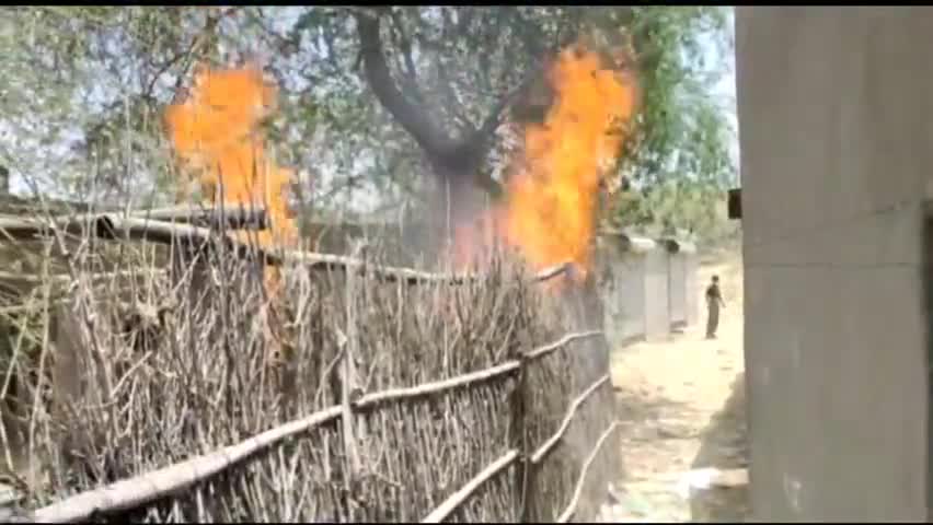 धनाऊ: ईटादा गांव में मिठाई की दुकान के पीछे बाड़े में लगी आग, नहीं हुई कोई जनहानि #आगजनी