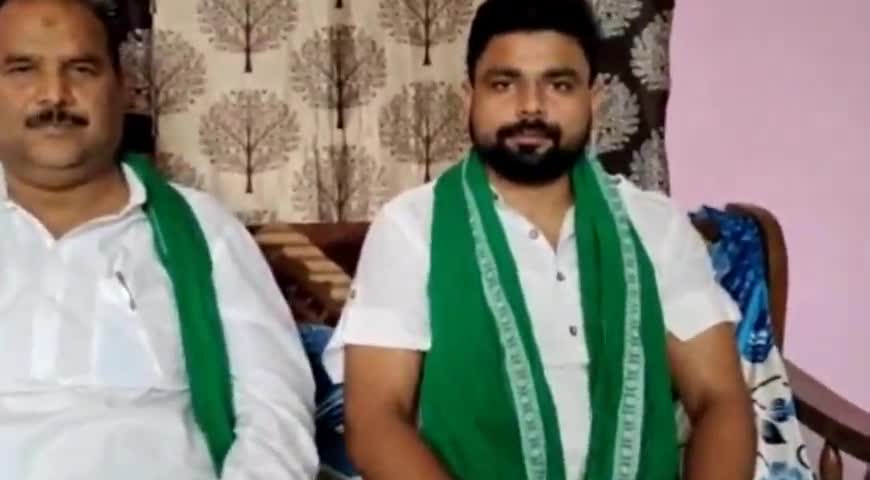 गढ़वा: शहर के पिपरा कला स्थित जेएमएम के जिला कार्यालय में प्रेस वार्ता का किया गया आयोजन   #जेएमएम