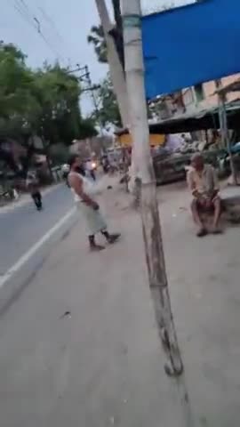 बख्तियारपुर मार्केट शाम 4:30 तक हुआ बंद लेकिन आदमी लोग रोड पर घूमते हैं रातो रात तक #corona2021