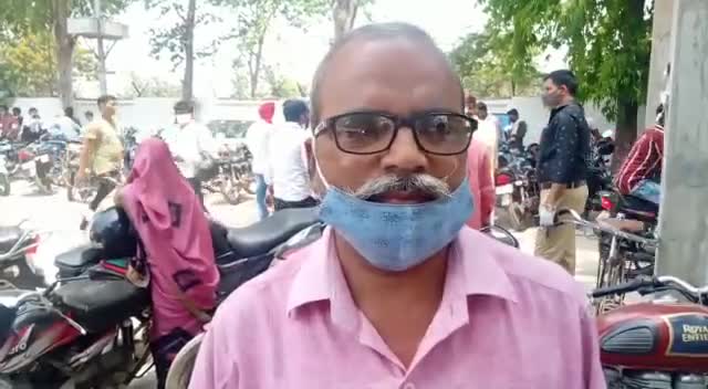 #मतगणना #पास #बनवाने के नाम पर #barabanki के #विकासखंड #सिद्धौर में लिया जा रहा है #पैसा / फॉलो me