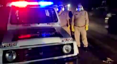 #MaskUpAligarh
#SSP_Aligarh कलानिधि नैथानी के आदेश के तहत #Covid19 महामारी की द्वितीय लहर के संक्रमण से सुरक्षा