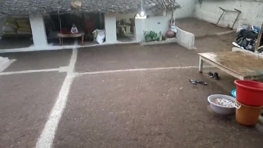 महराजपुर क्षेत्र मे हुई बिन मौसमी बरसात
#बिकौरा