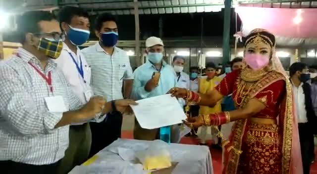 वरमाला छोड़ जीत का सर्टिफिकेट लेने पहुंची दुल्हन
#panchayatelectionsup