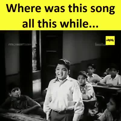भारत की सामाजिक स्तिथि को बताता यह गीत 
जिसे बाद में बैन कर दिया गया था आप भी सुनिए 
कृपया फॉलो करें 🙏🙏
#करणी_सेना