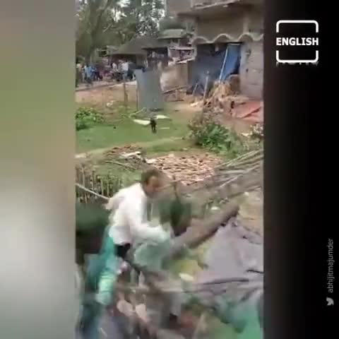 जब लंगूरों को अंगूर हाथ लग जाते है तो ऐसे ही उत्पात मचाते है...
#BengalViolence
#BengalBurning