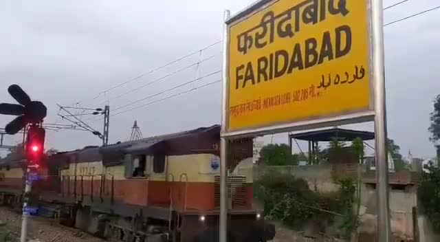 कोरोना से उत्पन्न हुई परिस्थितियों में ऑक्सीजन की सप्लाई बढ़ाने हेतु, टाटानगर से एक और #OxygenExpress फरीदाबाद पहुँच चुक