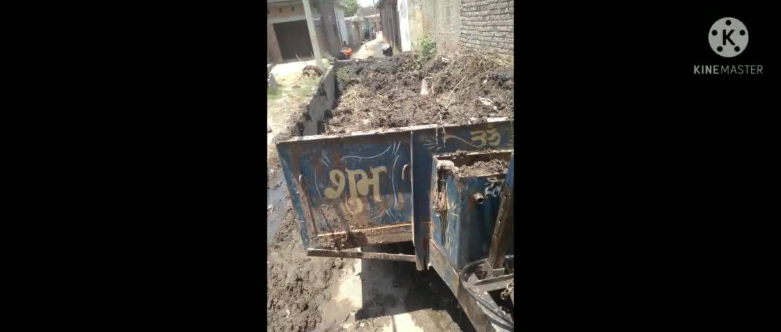 आंवला: Aonla क्षेत्र के गाँव दराव नगर मे नए प्रधान बन ने के दूसरे दिन से ही चल रहा है सफाई का कार्य #DarawNagar