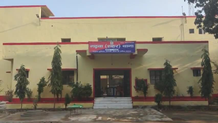 गढ़वा: गढ़वा सदर थाना के पास एनएच 75 पर वाहन चेकिंग अभियान चलाया गया, 30 वाहन जब्त #वाहन #चेकिंग