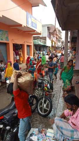 पलासी: #कोविड_19_सियासत कालीयगंज में कोई लोक डाउन का पालन नहीं हो रहा हैं