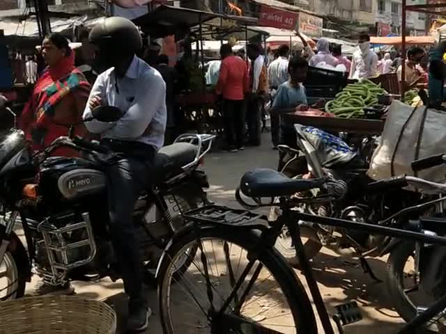 कुटुंबा: hariharganj  market #कोविड_19_सियासत @