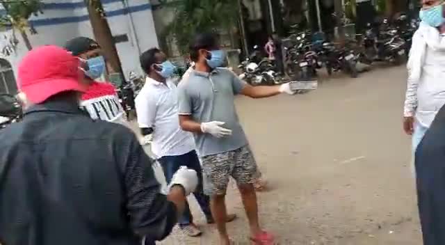 #ABVP PATNA  के कार्यकर्ता 14 दिनो से लगातार #PMCH  में भोजन करा रहे हैं उपलब्ध