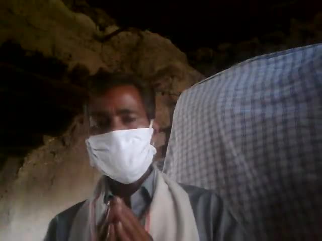 #SpeakUpToSaveLives 
सरकार वैक्सीनेसन फ्री ,आक्सीजन, दवाई मुहैय्या कराये ,गरीबो कि मदद करे ।जय हिंद ।