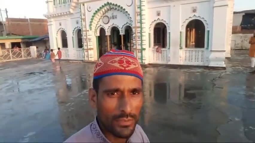 आज हम आप को इस बिडीओ मे मस्तान मियाॅ की दरगाह  शरीफ जो जादौपुर गहलुईया मे दिखाय गे।#जादौपुरगहलुईया#मो0 सिराज खान