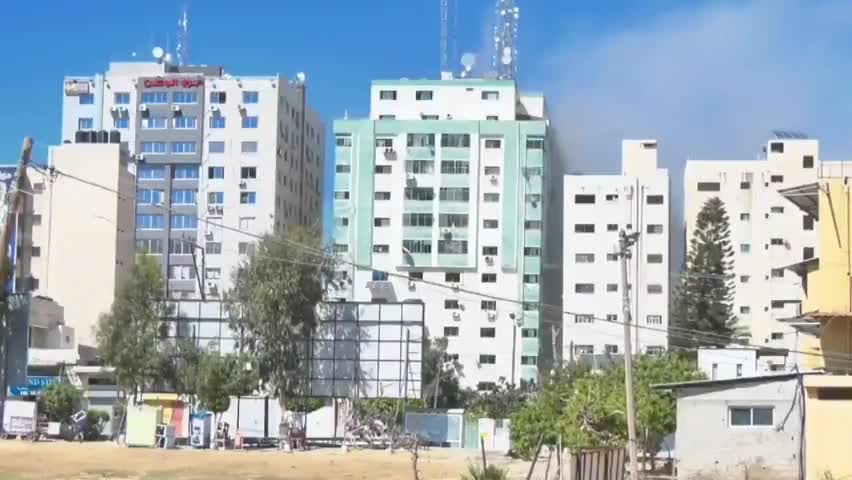 इज़राइल ने अल जज़ीरा,एपी सहित अन्य अंतरराष्ट्रीय मीडिया हाउस के ऑफिस किये तबाह
#AlJazeera #Palestine
#PalestineBleeding