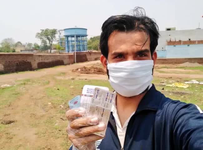 कल दोपहर में गर्मी के कारण मुझे लू लग गया था।
आज तबीयत थोड़ा ठीक लगने पर मदद के लिए निकल गए है।
#आओ_मदद_करें 
#ramgarh