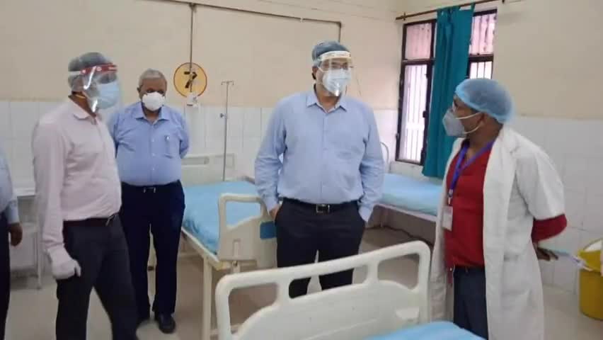 बहराइच के कैसरगंज में स्थापित किए गए 50 बेडेड कोविड वार्ड का डीएम शंभू कुमार ने कियानिरीक्षण#bahraich#brh#updatenews#brh