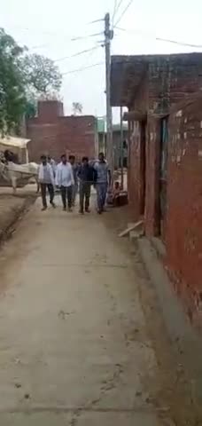 बदायूं: #villege Aurangabad covid19 ke prakop ko dekhte hue sanitiser kara gaya