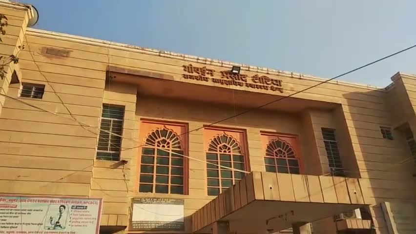 बीदासर: ##बीदासर मे  जिला कलेक्टर ,जिला पुलिस अधीक्षक ने बीदासर व आस पास के ग्रामीण इलाको का दौरा कर निरीक्षण किया@@