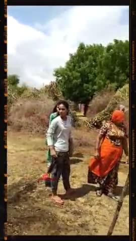 जालोर: तस्कर के खिलाफ कार्रवाई के दौरान पुलिस से दुर्व्यवहार..!!
#oplive #barmer #jodhpur #jaisalmer #bikaner #sanchore