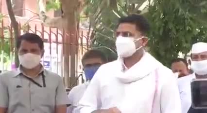 विधायक हेमाराम चौधरी के इस्तीफ़े पर पूर्व उप मुख्यमंत्री टोंक विधायक सचिन पायलट ने दी प्रतिक्रिया
#सचिन #पायलट