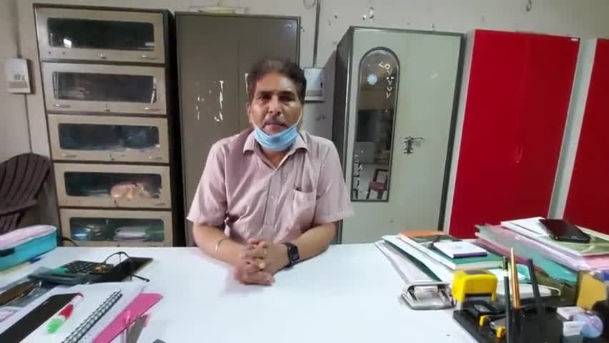 केवीके भोजपुर हेड डॉक्टर द्विवेदी ने #लीची की फसल में वर्तमान मौसम में लगने वाले #कीट और #रोगों के प्रबंधन की जानकारी दी