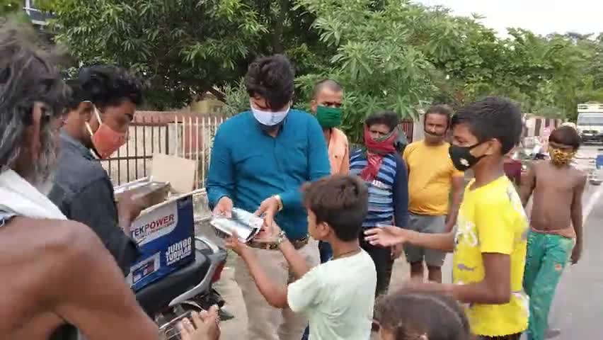 सेवा कार्य व्यक्ति को समाज मे एक जिम्मेदार नागरिक कि श्रेणी मे स्थापित करता है: कुलदीप पाण्डेय
#upcm #gorkhpur #kuldeep