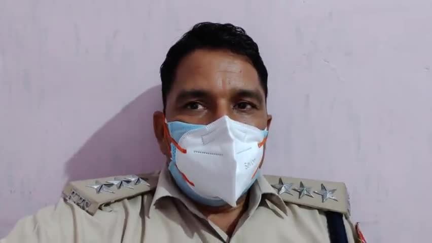 कोरोनावायरस से बचाव के लिए घर में रहें सुरक्षित रहें लॉक डाउन की पालना करें
#कोविड19