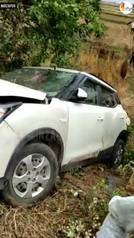 लालगंज के कटाई में एक्सीडेंट, सभी बाल-बाल बचे

#MirzapurOfficial #MirzapurNews