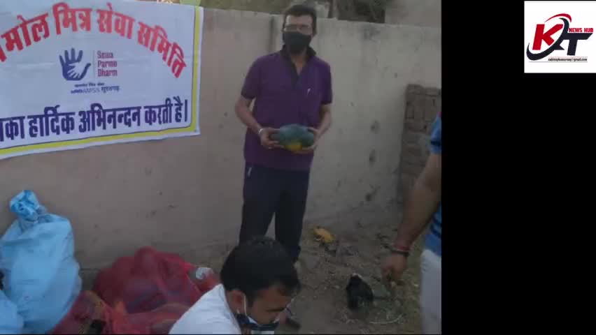 भयंकर गर्मी के दिनों में सूरतगढ़ की #अनमोल मित्र सेवा समिति ने #गोवंश हेतु सेंचुरी, हरी सब्जियां व हरा चारा की #सेवा की