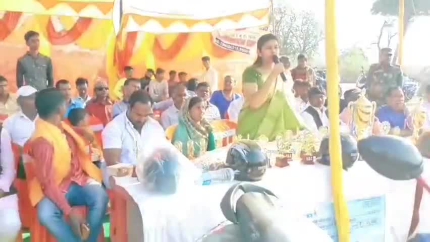कोडरमा: जीवन भी एक खेल है, यह आप पर निर्भर करता है कि आप खिलाड़ी बन पाते है या नहीं।

#youthempowerment #sports