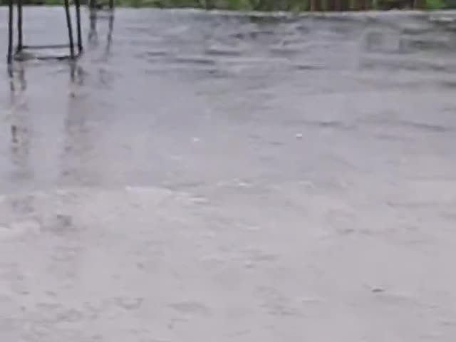 गायघाट: भारी बारिश और तुफान से लोग परेशान 
#महमदपुर सूरा गायघाट