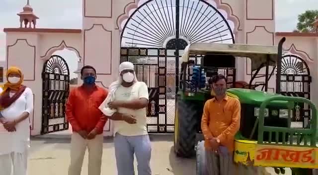 लौट आयेंगी खुशियाँ, अभी गमों का शोर है
संभलकर रहो मित्रों ये इम्तिहानों का दौर है।
#लड़ेंगे_जीतेंगे