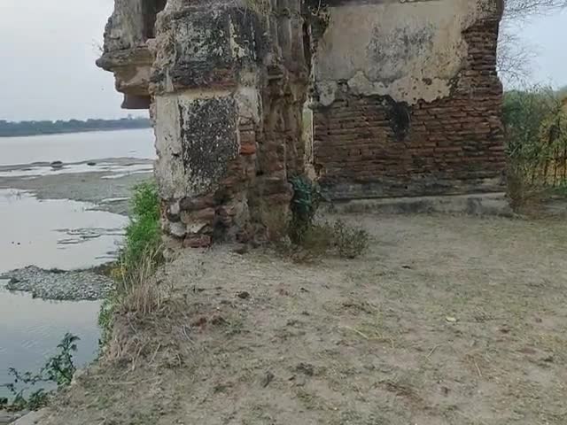 कसडोल: #प्राचीन धरोहर ध्वस्त हो गया संरक्षण के अभाव में...
