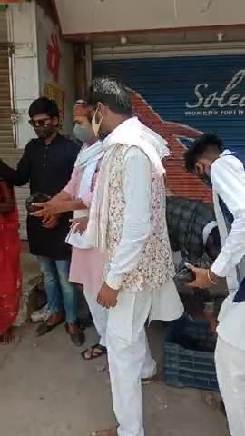 #सेवा_ही_संगठन फल 
पैकेट वितरण कार्यक्रम उमेश प्रताप सिंह जी के मुख्य अतिथि व भाजयुमो नेता वैभव सिंह बघेल बांधी द्वारा