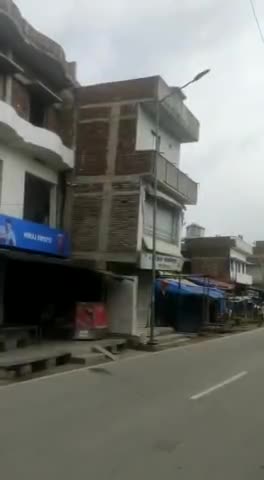 बिहार में तीन मंजिला इमारत गिर कर हुई चखनाचुर। महज 5 साल पहले बना था |
#bhagalpur_viral #Bhagalpur_News #Bipininternet