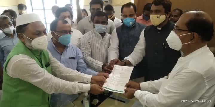 AIMIM #Asaduddin_Owaisi के तरफ से 3 जिले को तीन एंबुलेंस दिए फ्री सेवा,,💪। जिसमें। अररिया, किशनगंज पूर्णिया।
 शुक्रिया