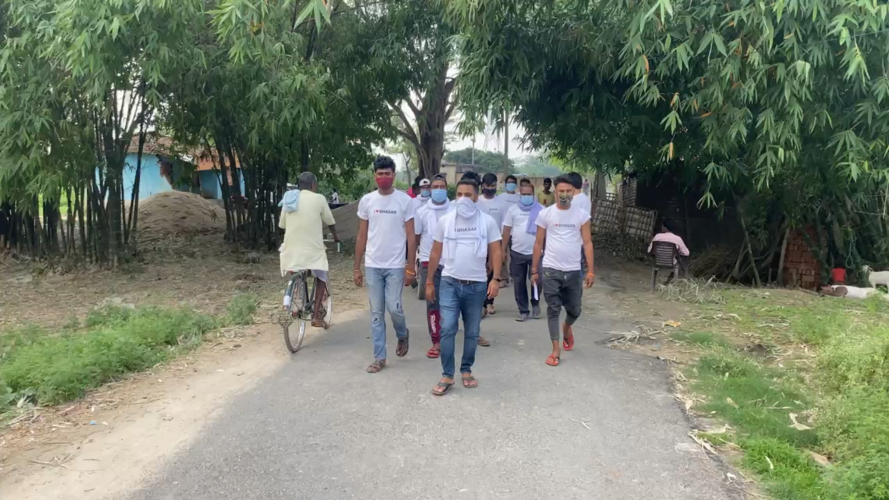 भूखे न सोये हमें कॉल करे के मुहिम में टीम अजीत के सदस्य #sitamarhi #national_news #news #viral_videoजब