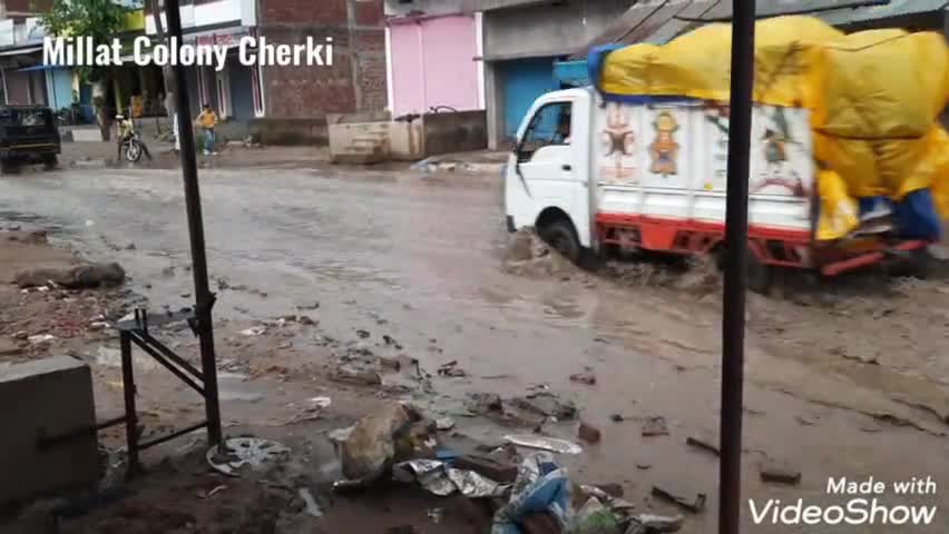 गया टाउन सीडी ब्लॉक: चेरकी बाजार मिलत कालोनी मे बरसात की तरह #औकसीजन #सरकार #सोच #बाजार #वैक्सीन #परिवाहन #hindinews #पानीvideo #news