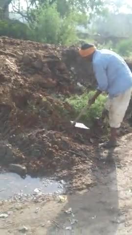बड़ौत: dhikana gao main  yeshveer singh pradhan jora  jora  se chalaya ja raha hai Safai abhiyan
#safai abhiyan