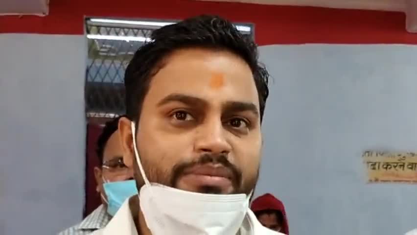 गाज़ियाबाद: City News | Hindi :- गाज़ियाबाद महापौर आशा शर्मा ने कहा ऑक्सीजन पुत्र है रवि भाटी
#publicpost #Mahapaurashasharma
#Ravi