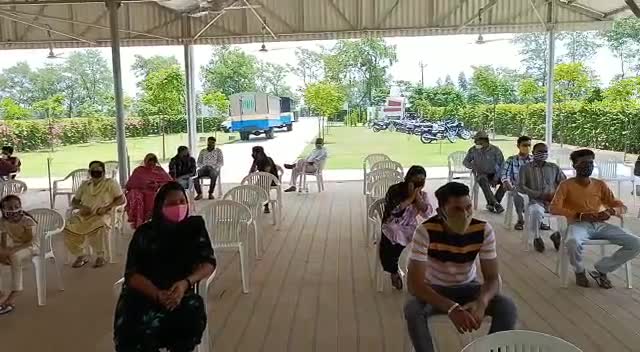 अम्बाला: ग्रामीणों में वैक्सीन को लेकर उत्साह , गांव बाड़ा में नहीं है कोई कोरोना संक्रमित मरीज #ambalabreakingnews