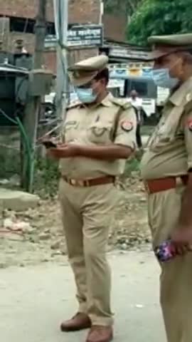 #बाराबंकी की  #कोठी  #थाना #पुलिस ने किया #चेकिंग देखे / #श्रवण_चौहान
