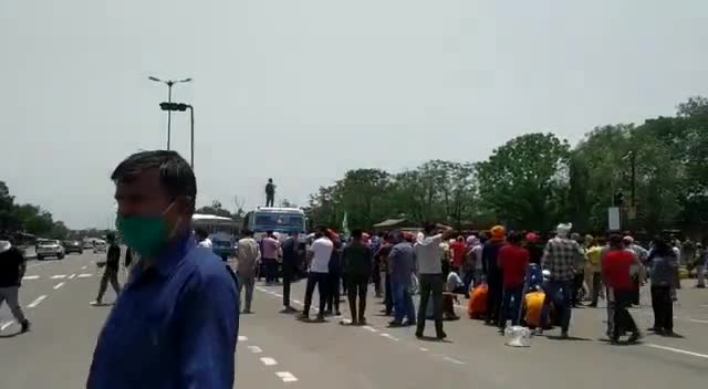 पंचकूला आ रहे किसानों को पुलिस ने रोका#kissanandonal