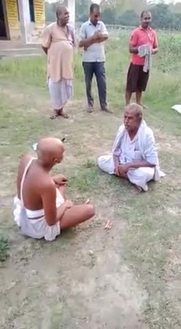 ब्राह्मण और जजमानके बीच साक्षात्कार श्राद्ध कर्म के दौरान

#rituals