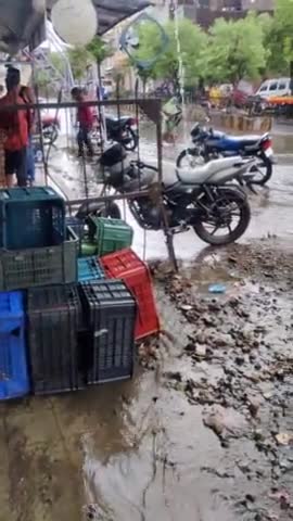 गोटेगांव: @#Barsat me bhar rha h naliyo ka pani logo ko ho rhi paresani