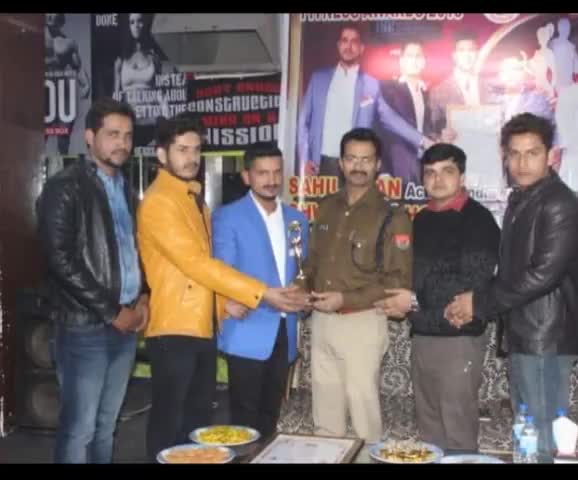 #Mera Samman puraskar SP our SDM Nawabganj sir ke hathon Mila mujhe a yah Mera teesra puraskar tha